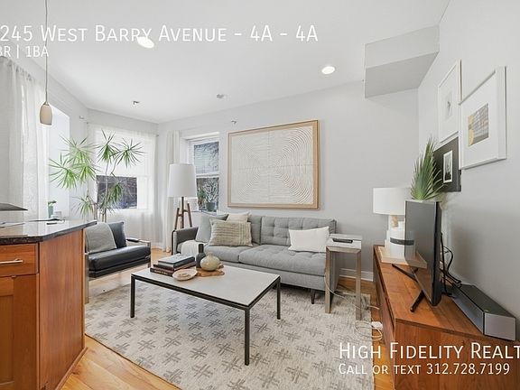 3rd image of 2245 W Barry Ave APT 4A
