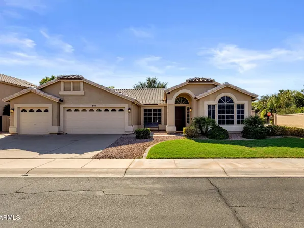 910 S PARADISE Drive, Gilbert, AZ 85233