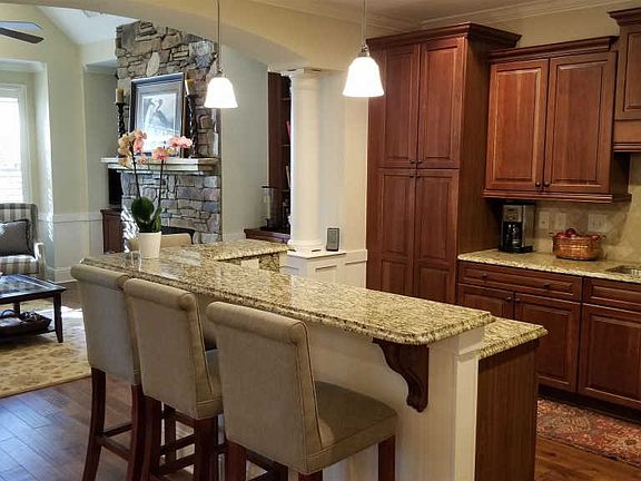 4th image of 1121 Regency Dr