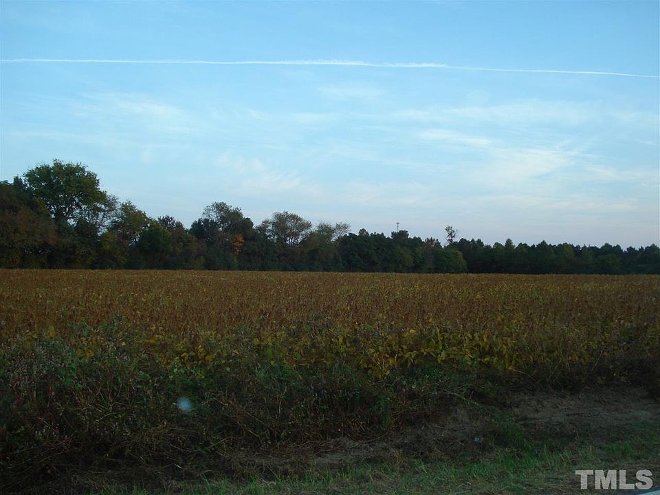 2nd image of 1210 Chicken Farm Rd