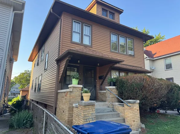 538 May St, Waukegan, IL 60085