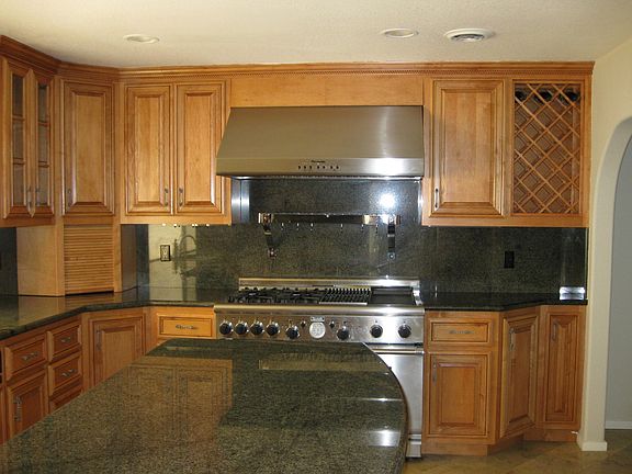 4th image of 45 Terry Ct