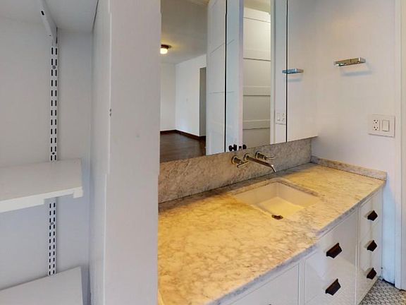 5th image of 885 10th Ave APT 3F