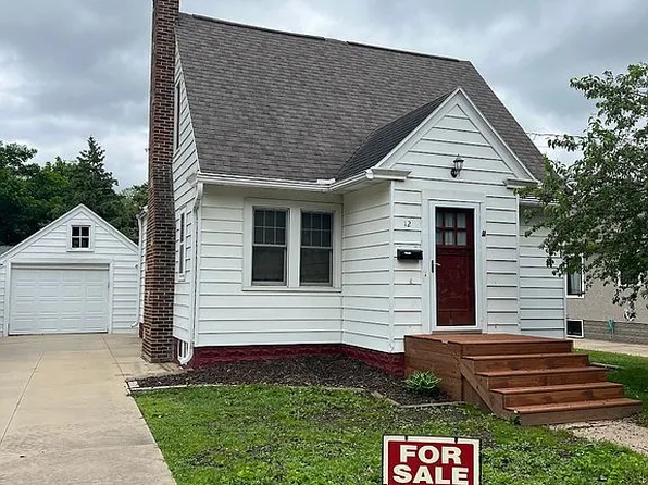 12 12th Ave SE, Rochester, MN 55904