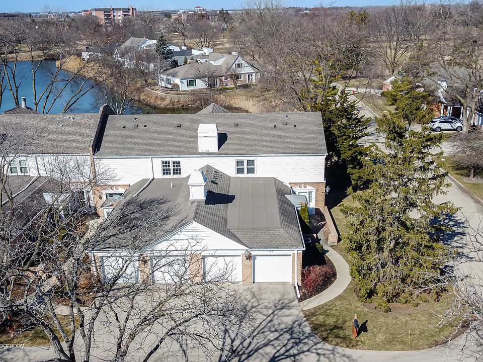 1st image of 133 Rivershire Ln