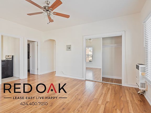 4th image of 1056 3/4 N Normandie Ave #205