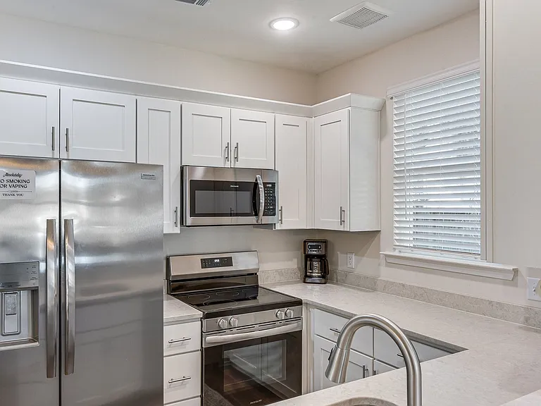 3105 Harris St — Photo 7