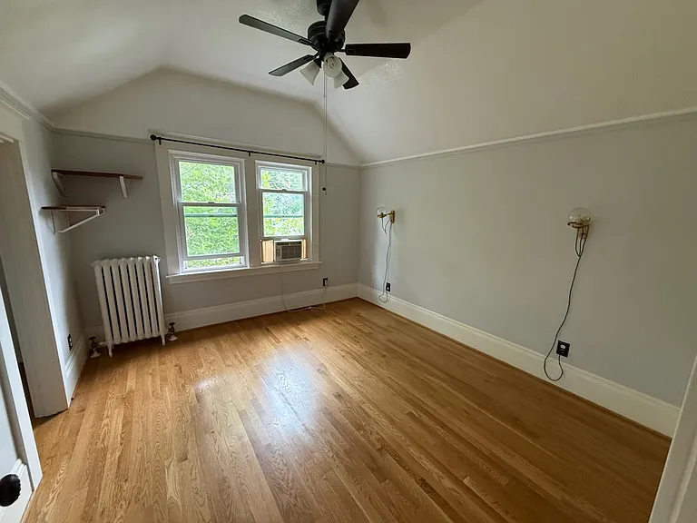215 SE 30th Pl — Photo 23