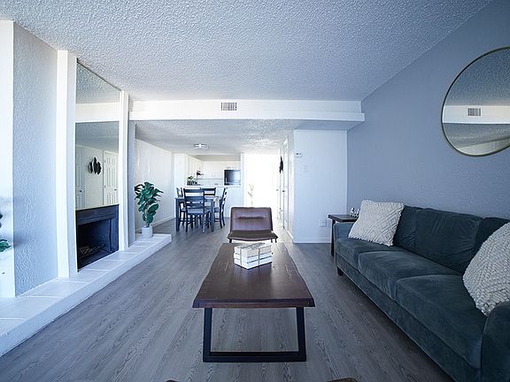 3rd image of 3334 Zion Ln #H01