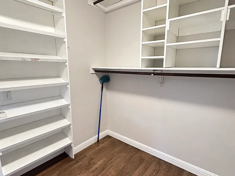 3539 Mount Laurence Dr — Photo 17