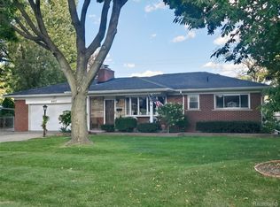 8437 Mortenview Dr, Taylor, MI 48180