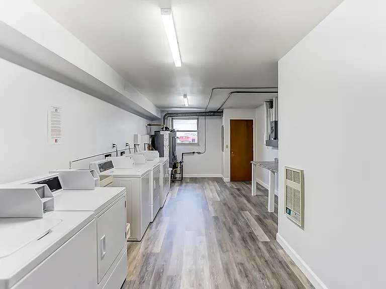 1212 Bellefontaine Avenue - 29 — Photo 9