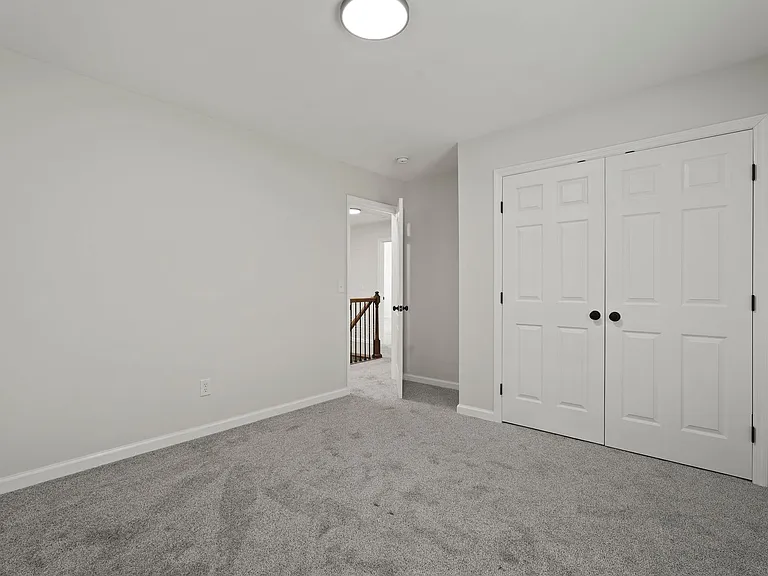 168 Green Paddock Cir — Photo 44