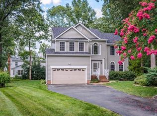 11402 Holly Arbor Dr, Chester, VA 23831