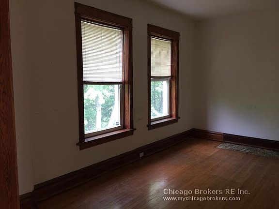 5th image of 3808 N Seeley Ave #3N