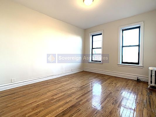 4th image of 540 Fort Washington Ave APT 2F