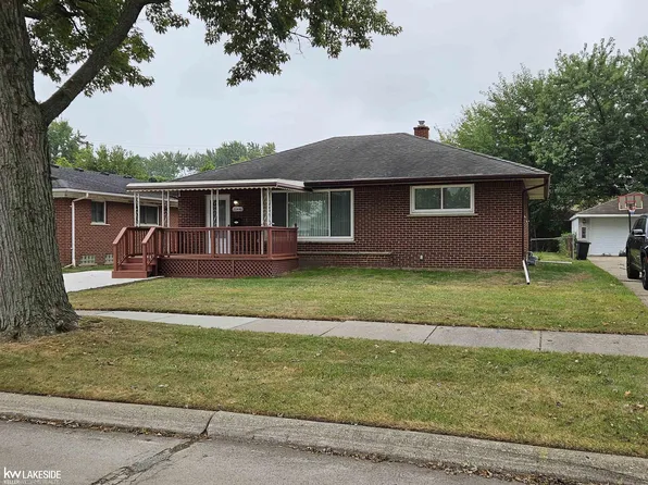 20446 Beaufait Ave, Harper Woods, MI 48225