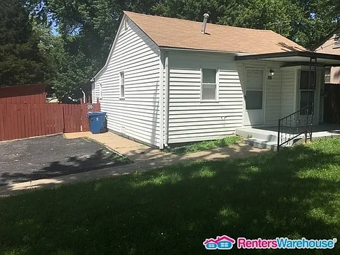 163 Connolly Dr photo 1
