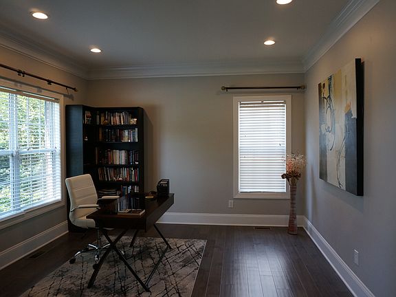 3rd image of 10404 Kilchurn Ct