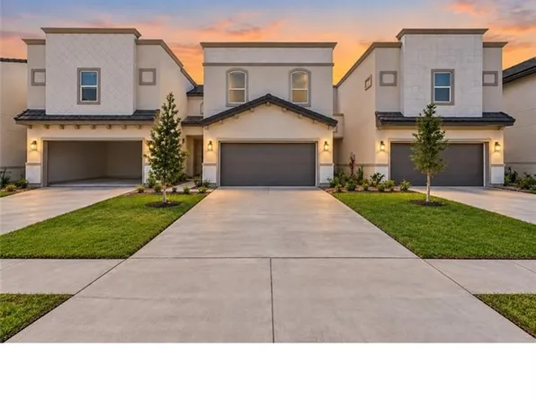 2206 Corales St, Mission, TX 78573