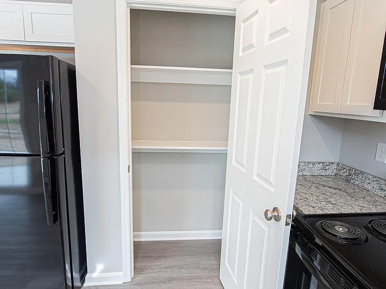 242 Morgans Ct — Photo 21