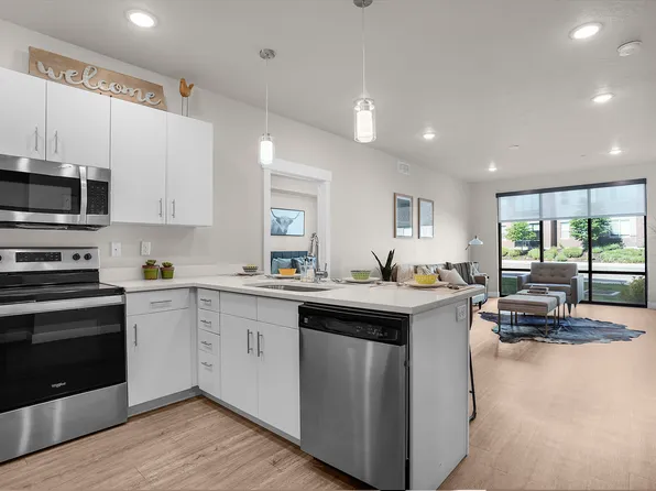 Gardner Station Apartments