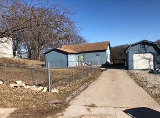 643 S 6th St, Plattsmouth, NE 68048
