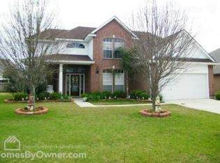 1208 Wyndham N, Gretna, LA 70056
