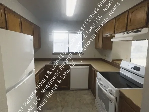 114 NW 3rd Pl, Renton, WA