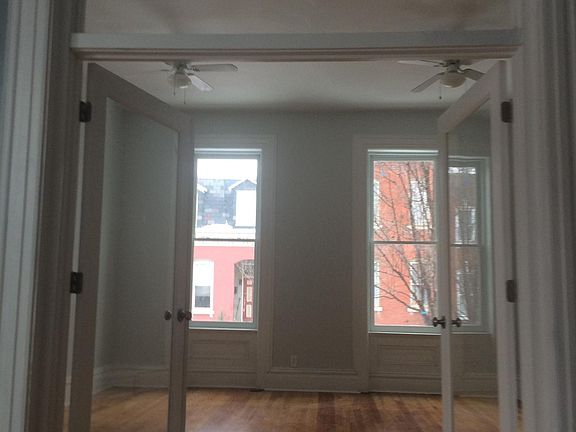 3rd image of 3308 Salena St Floor 1