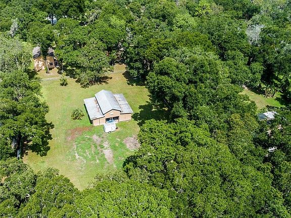 2nd image of 8423 Southwood Oaks St
