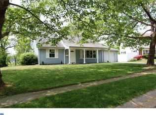3 Harris Ln, Willingboro, NJ 08046