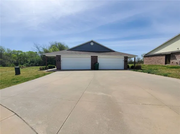 245 & 247 N Anabranch Ct, Farmington, AR 72730