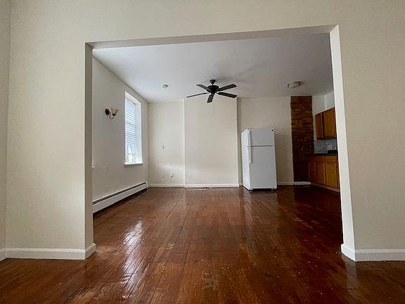 4th image of 463A 5th Ave APT 3R