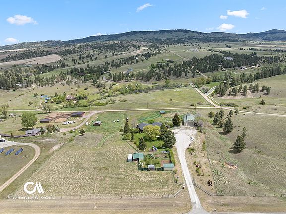 5th image of 2473 Spokane Creek Rd