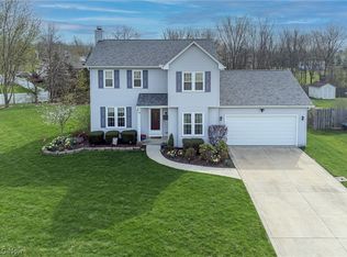 498 Lockwood Ln, Brunswick, OH 44212