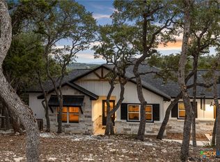 1382 Cottonwood Rd, Fischer, TX 78623