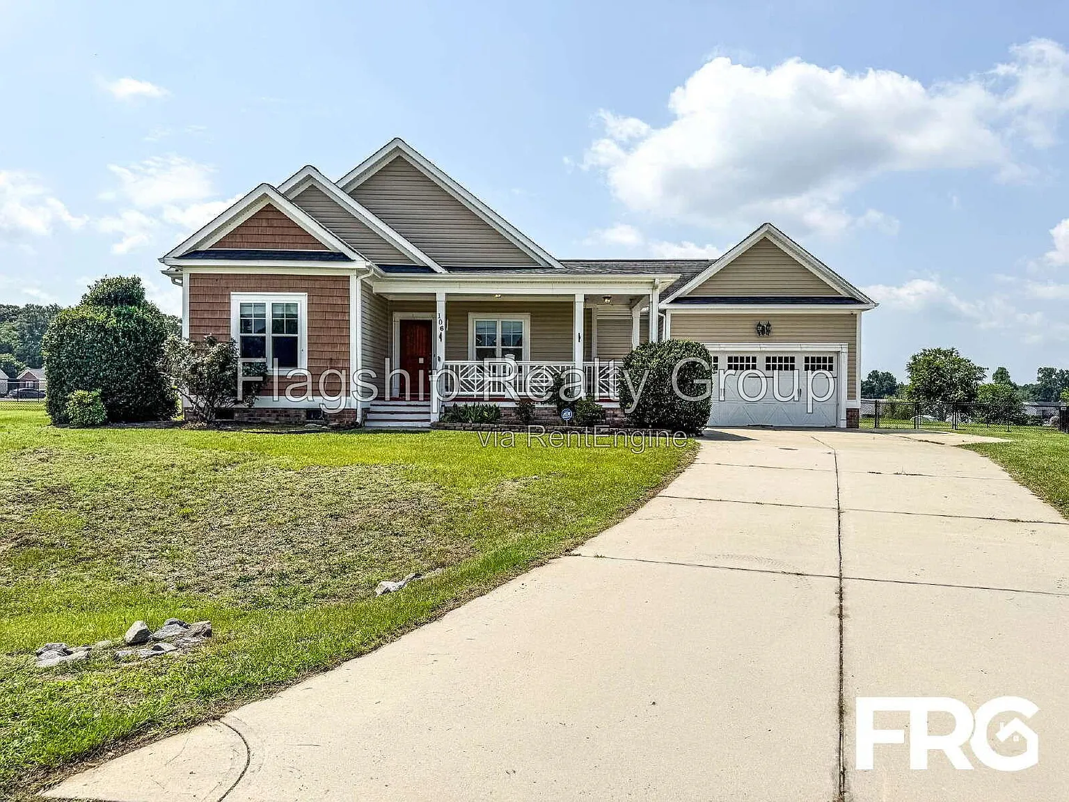 3 bed, 2.0 bath, 1418 sqft, $1,800 — Photo 4