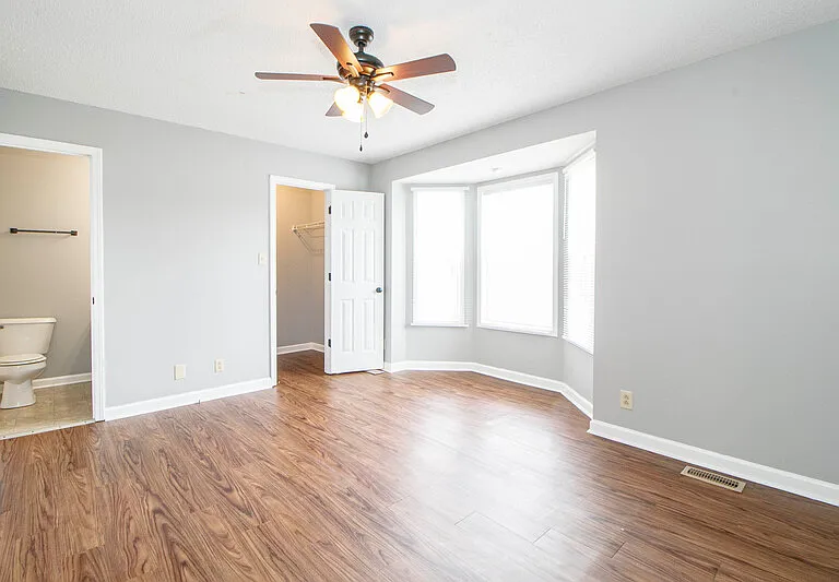1212 Kendall Dr — Photo 22