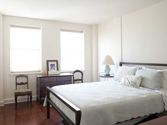 5th image of 1205 St Charles Ave APT 1117