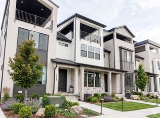 5128 N Vario Aly #10, Lehi, UT 84048