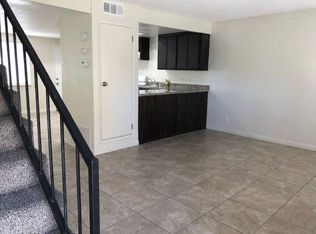 38113 10th St E #2, Palmdale, CA 93550