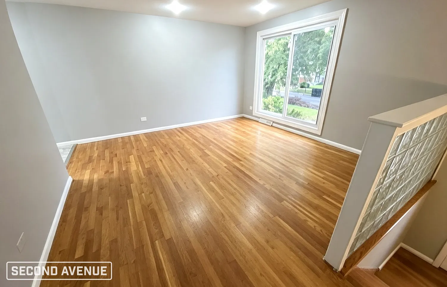 4 bed, 1.5 bath, 1311 sqft, $1,949 — Photo 4