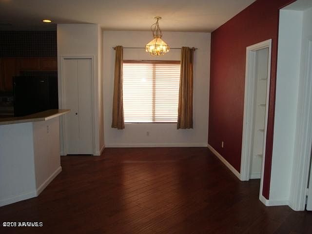 2nd image of 617 W Elm Ln