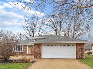 308 S Prairie Ave, Arlington Heights, IL 60005