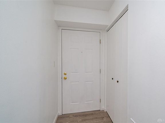 5th image of 1510 Lake Pointe Way #15106