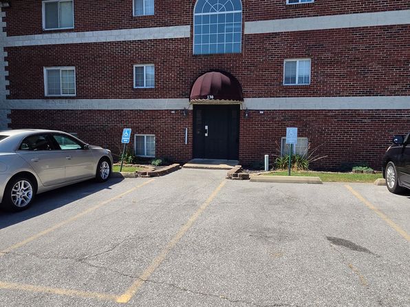 130 Lauren Cir APT F