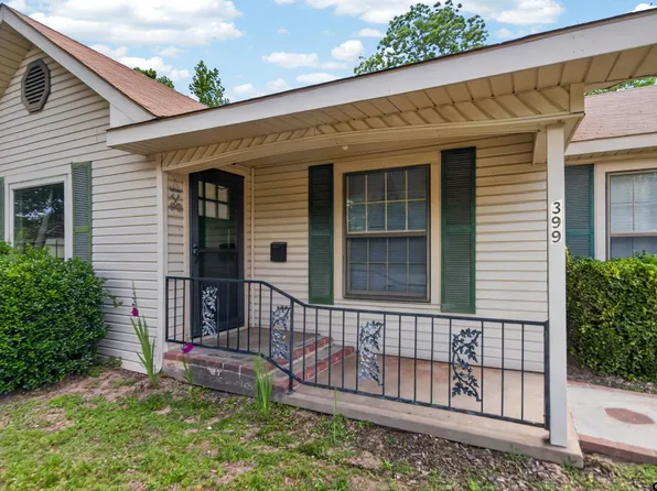 399 S Oak St, Van, TX 75790