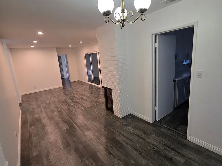 11324 Whitley St — Photo 6