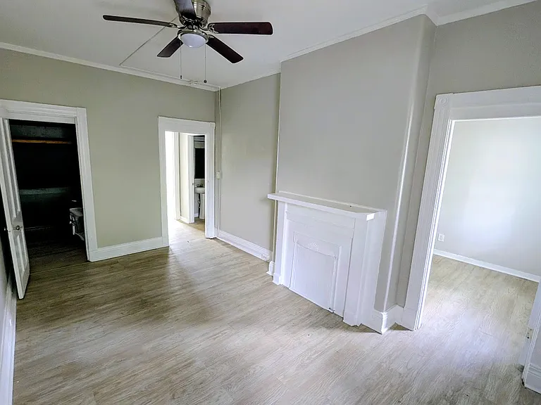 509 N 26th St #4 — Photo 3